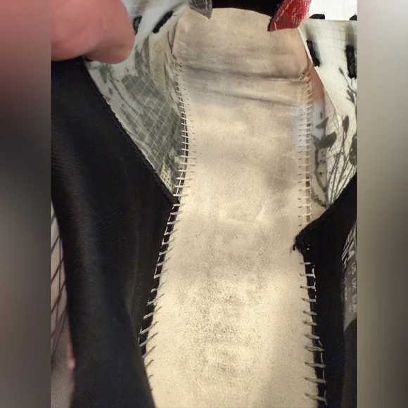 NOBULL Women's 8.5/ men's 7 translucent cactus Blossom shoes - Picture 7 of 16